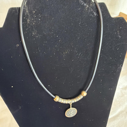 Vintage Pendant Costume Jewellery Necklace Unknown Design