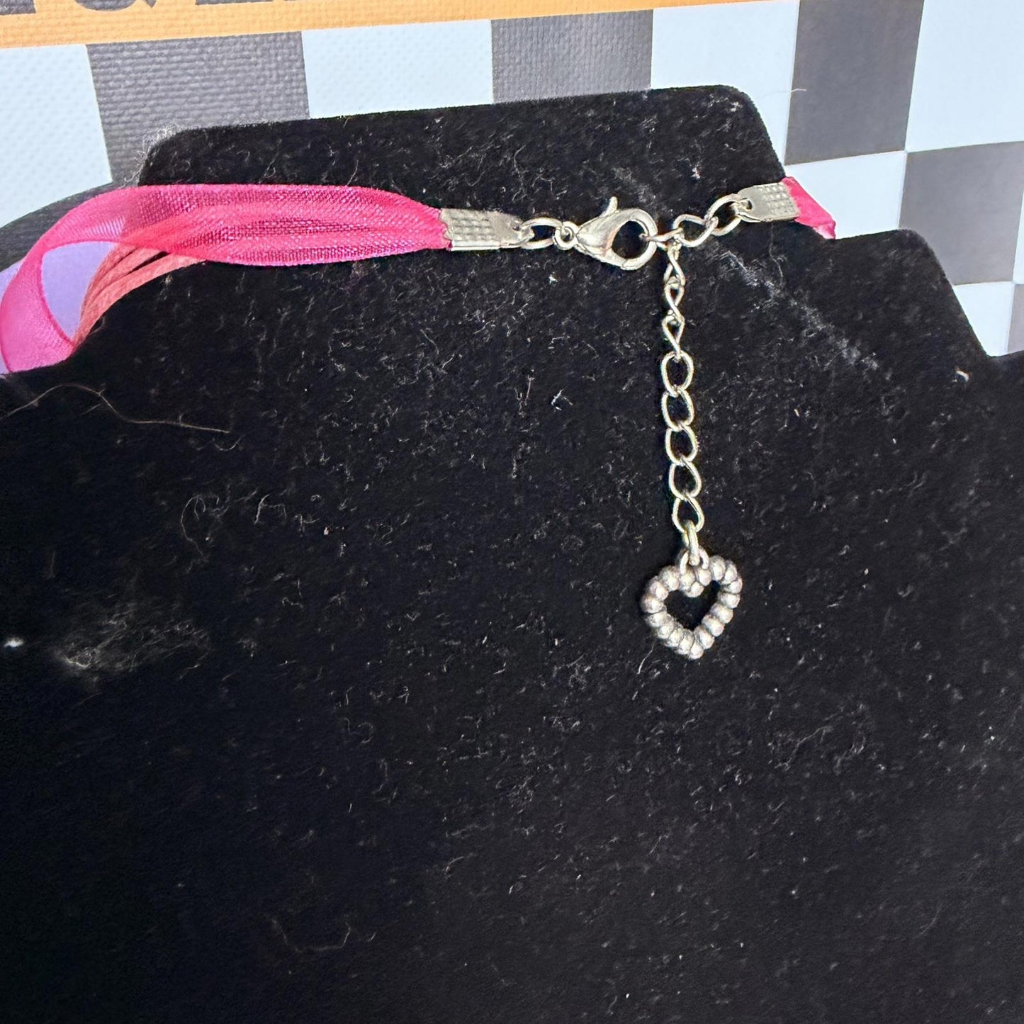 Vintage Costume Jewellery Necklace Beaded Design gorgeous y2k pink ribbon