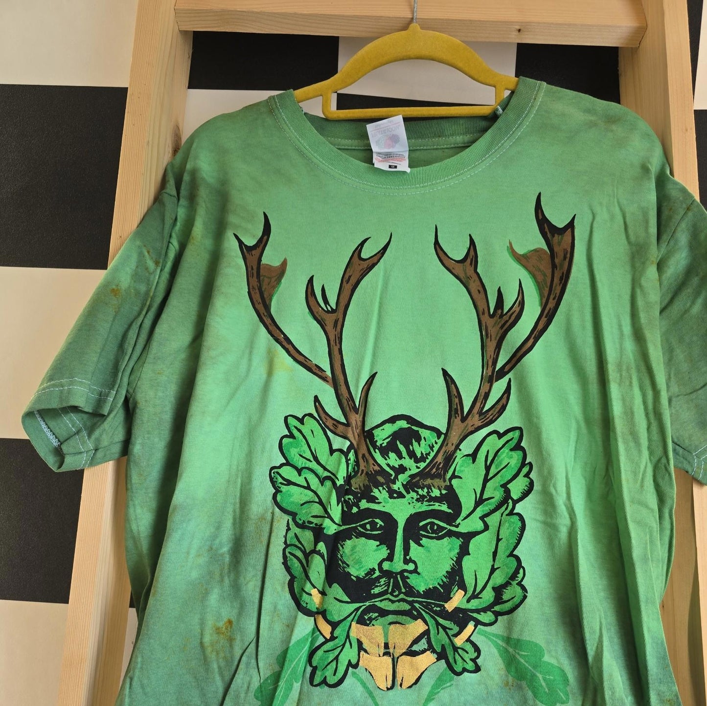 imperfect! Brand New Deadstock Tie Dye size M FRUIT OF THE LOOM T-Shirt Greenman