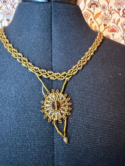 Vintage Costume Jewellery Necklace Unknown Beaded Design needs little repair