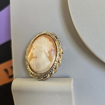 Antique Cameo Brooche Or Pendant For Necklace Pink And White Gold
